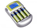 CARICABATTERIA AA-AAA CON DISPLAY LCD - ADATTATORE AUTO - ADATTATORE USB VARTA
